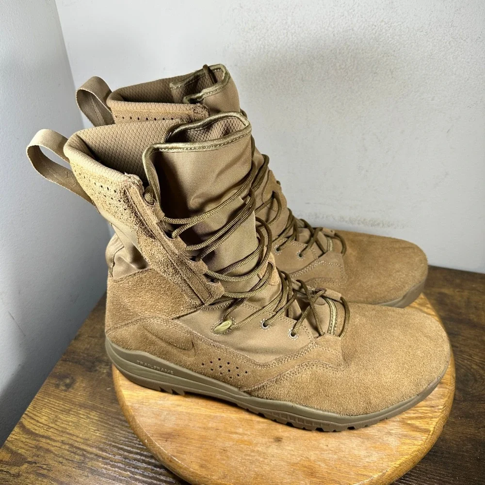 Nike SFB Gen 2 8 Tactical Boots Coyote Brown Mens 14 AQ1202-900 Military Hiking